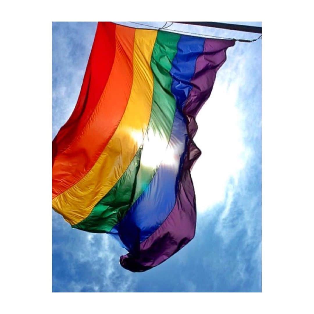 マート・アラスさんのインスタグラム写真 - (マート・アラスInstagram)「p r i d e  #freedom  #pride」6月27日 18時31分 - mertalas