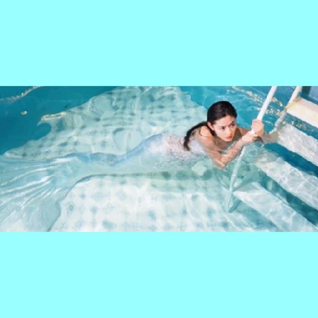 田井弘子さんのインスタグラム写真 - (田井弘子Instagram)「【韓ドラ紹介】  #青い海の伝説  #2016年  時を超えて巡り合った、イケメン詐欺師とハイヒールを履いた人魚。2人の運命の恋を描くファンタジーラブストーリー。  先日観終えた #ザキング永遠の君主 の #イミンホ sii と #猟奇的な彼女 の #チョンジヒョン sii主演  めちゃ好きでしたー♡やっぱり私童話みたいなファンタジーラブロマンスに弱いみたいです。  イ・ミンホsiiも、2つの時代演じてるのもあるけど、色んな顔見れて驚きでした。酔った時とか可愛い過ぎた💕  チョンジヒョンsiiは、大昔に見た「猟奇的な彼女」の方だと気づかず、カメオ出演の　#チャテヒョン　sii出演シーンで気づきました(笑) 今回も猟奇的な演技です！とにかく人魚姿は美しかった✨  他にカメオ出演(ゲスト)も多数で楽しめました！  #妄想世界  #自粛生活  #韓国ドラマ #韓国映画  #2020年にどハマり #ハズレがない  #面白いし #美しい  #한류  #사랑글귀」6月27日 18時34分 - hirokotai