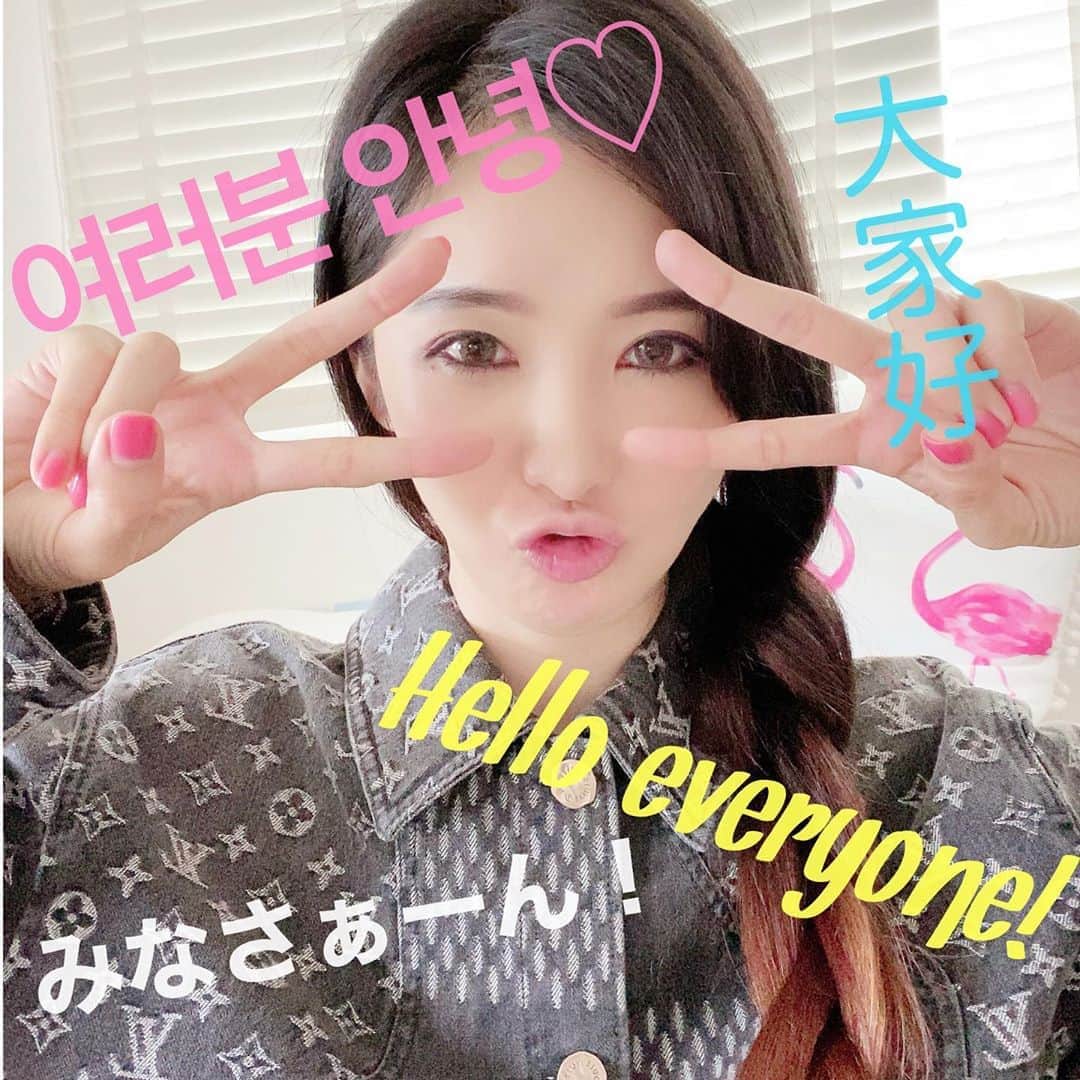 mycoのインスタグラム：「♡「歌ったら…聞いてくれるかナ？」 ♡Will you listen to my songs if I sing？ ♡노래하면 들어줄거야? ♡要是我唱歌的话，大家会听吗？  私を見つけてくれてほんとありがとう。 私を知ってくれたきっかけは何ですか？ やっぱりアニメかな？？ もう何年も経つのにこうやって繋がれることを嬉しく思います。 コメント本当嬉しいです♡ 歌ったら聞いてくれる人いる？？ あなたの声を聞かせてくださいね！  Thanks for finding me. I wonder how did you come across me. Maybe some of you saw the anime. Several years has passed since then, but I am pleased to be connected like this. Your warm comments makes me happy. I want to hear your voice.  나를 찾아내줘서 고마워. 나를 알아보게 된 계기는 뭔가요? 애니메이션을 봐 준 사람들이 많은 거라고 생각해. 벌써 몇 년이나 지났는데, 이렇게 연결되서 기뻐. 당신의 댓글이 나를 행복하게 해요. 당신의 목소리를 들려주세요.  一直以来谢谢您！ 如果给我留言的话，我会很开心的。 请让我听听你的声音！  #song #singsong  #コメント大歓迎  #fullmoonwosagashite」