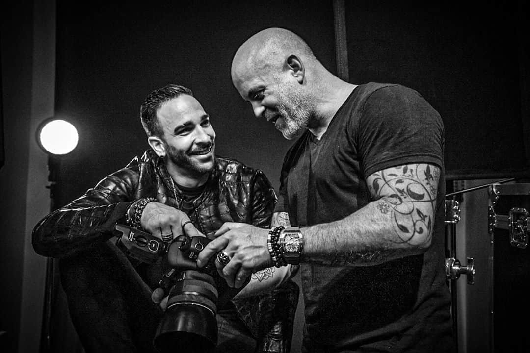 アディル・ラミのインスタグラム：「Coming soon 😎 #newworld #nevergiveup #beready ... thanks to @renaudcorlouer @mateosan.jpeg」