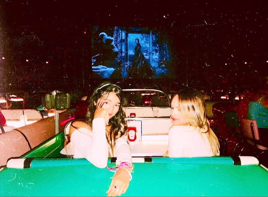 DIAZ Melanieさんのインスタグラム写真 - (DIAZ MelanieInstagram)「best friends🍝drive-in date🎞」6月28日 5時47分 - mely_diaaz