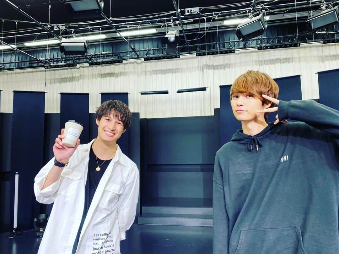 のインスタグラム：「「SOLIDEMO ONLINE LIVE〜中山優貴・シュネル Birthday Live〜」ありがとうございました！ #live #music #birthday #online #openrec #Collars」