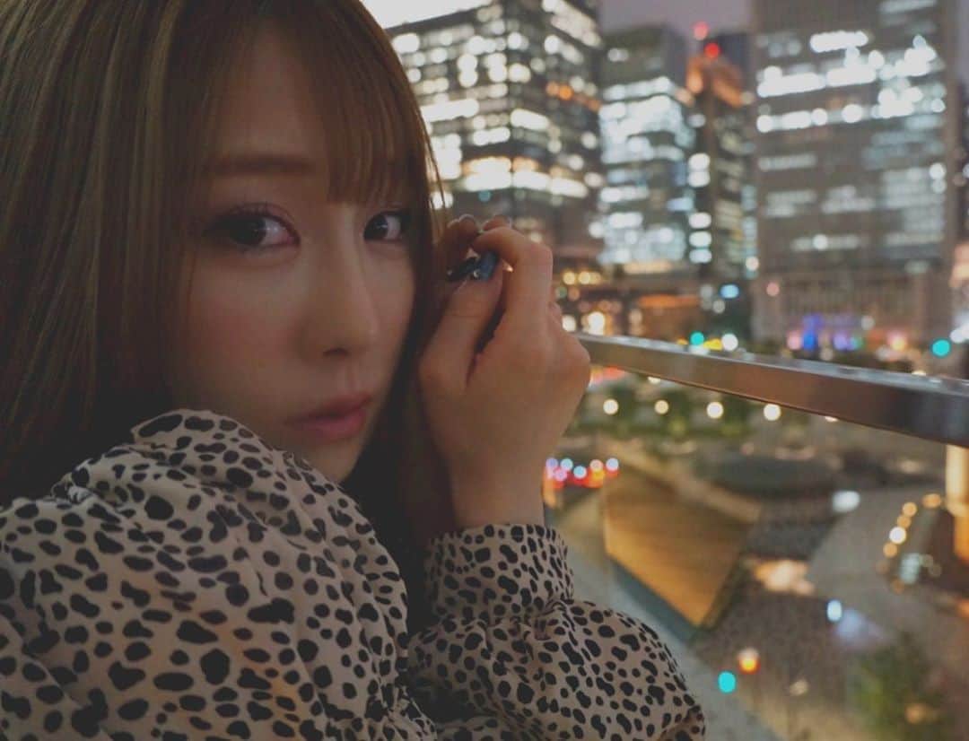 LUNAさんのインスタグラム写真 - (LUNAInstagram)「東京の街、丸の内。」6月27日 22時34分 - luna_chu_z