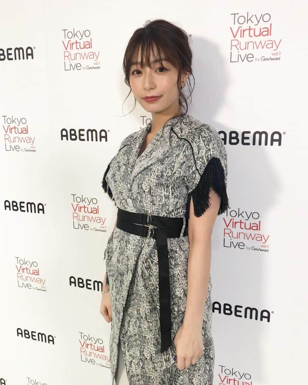 宇垣美里マネージャーさんのインスタグラム写真 - (宇垣美里マネージャーInstagram)「「Tokyo Virtual Runway Live by GirlsAward」ありがとうございました！！ 可愛いヘアメイクと素敵な衣装を身に纏った宇垣さん🥰  宇垣さんがモデルを務める「rienda WEB MAGAZINE SUMMER Collection 2020」が公開されました🤍 .  トントンビョーシ♪ のリズムが耳に残るDYM新卒の新CMもアップされましたよ◎ .  どちらもストーリーからぜひチェックしてみてください💫  #宇垣美里 #ugakimisato #TokyoVirtualRunwayLive #GirlsAward #rienda #DYM新卒」6月27日 23時06分 - ugakimisato.mg