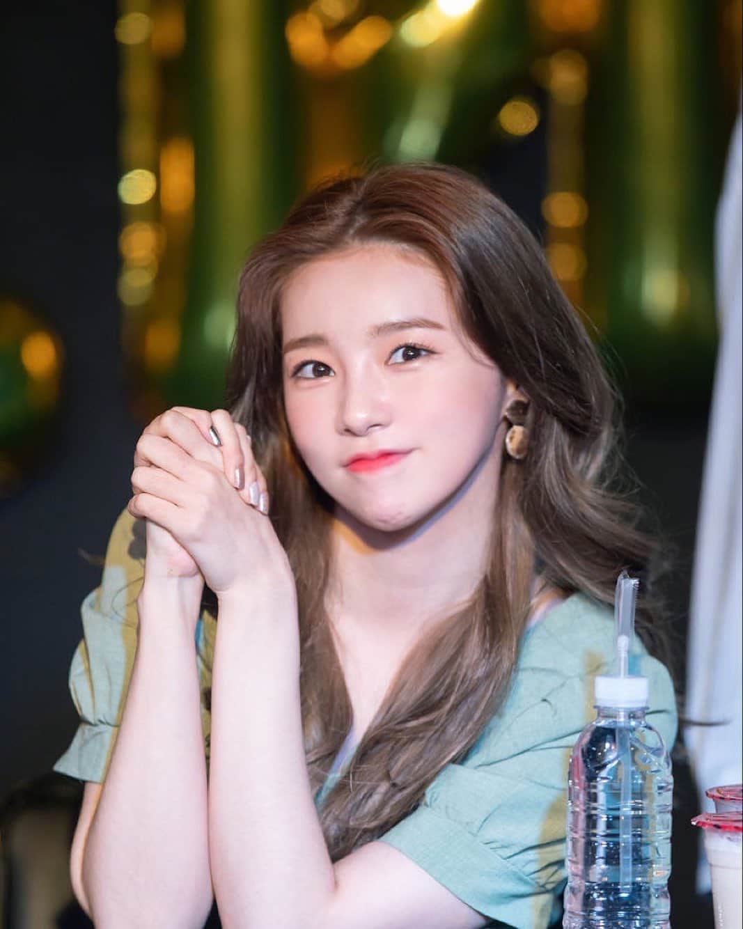 ソヨンのインスタグラム：「🎂2020.06.27🎂 . . . 내 사랑 울 어무니, 아부지 진심으로 늘 존경하고 늘 감사합니다. 생일 축하해주신 모든 분들 정말 감사합니다!!❤️ 더 따뜻하고 속 깊은 서영이가 될게요. #HAPPY_LEESEOYOUNG_DAY」