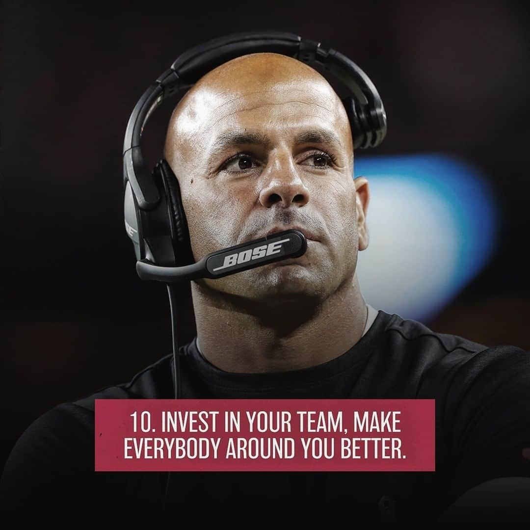 NFLさんのインスタグラム写真 - (NFLInstagram)「10 Lessons of Coaching from @49ers DC Robert Saleh. 💯 (via 2020 QB Coaching Summit)」6月27日 23時30分 - nfl