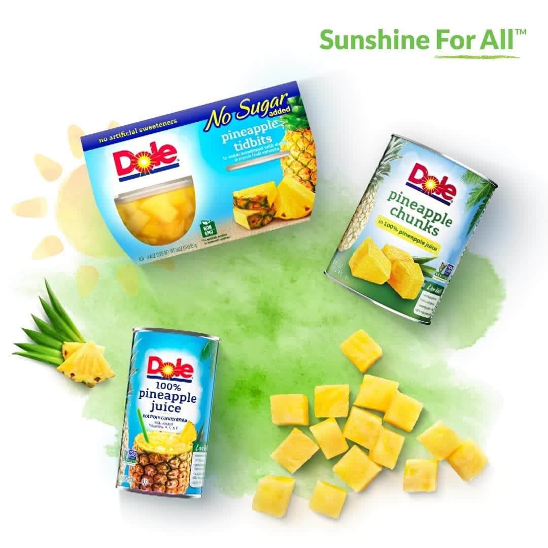 Dole Packaged Foods（ドール）のインスタグラム：「When you can grow your own crown, every day is #NationalPineappleDay. Whether you scoop it, blend it, dry it or chop it, how will you celebrate?」