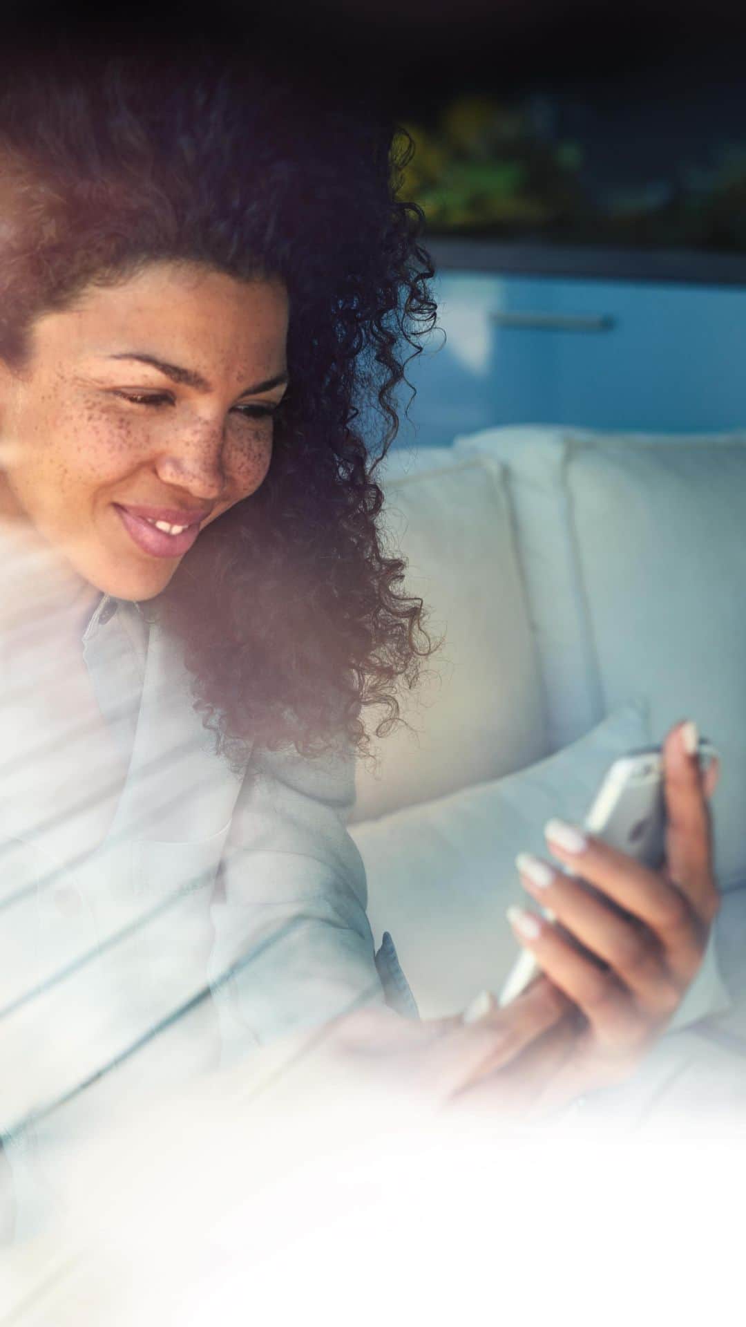 BMWのインスタグラム：「Your BMW can do much more for you than only drive. Learn more about the latest BMW Connected Features - in this episode of #BMWTODAY.  #BMW #ConnectedDrive」