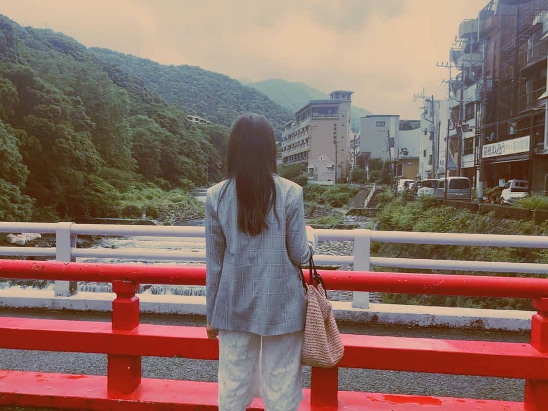 宮島マリーナのインスタグラム：「h  a  k  o  n  e . . . . . . . #hakone #japan #japantravel #hakoneyumoto #箱根 #箱根湯本」