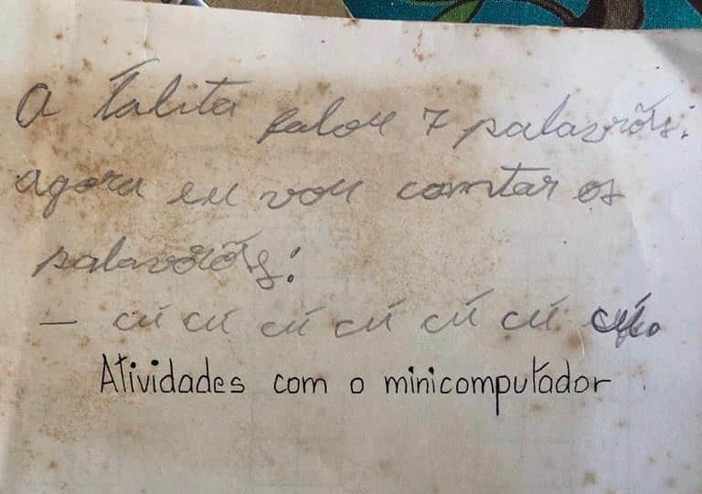 Tata Werneckさんのインスタグラム写真 - (Tata WerneckInstagram)「Meu irmão me dedurando. Tive que falar o mesmo palavrão 7 vezes pra ser entendida. Pq não fui clara na primeira? Fica novamente o questionamento」6月28日 0時31分 - tatawerneck