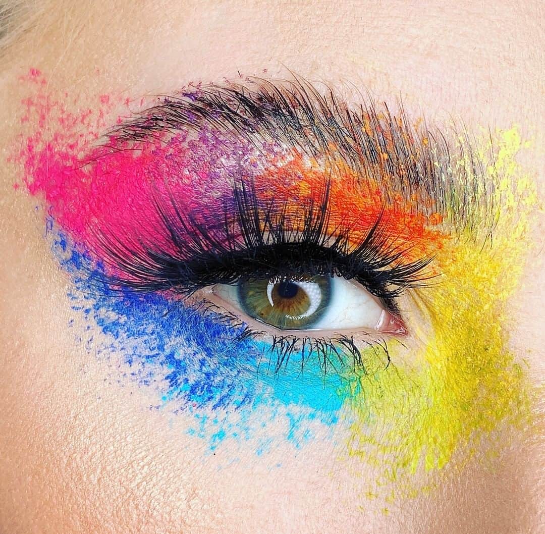 M•A•C Cosmetics Franceさんのインスタグラム写真 - (M•A•C Cosmetics FranceInstagram)「M•A•C - PRIDE 🌈  Une explosion de couleurs habille le regard de notre makeup artist @low_adams ! 🔥  Produits utilisés : Chromacakes  Crédit : @low_adams  #MACCosmetics #MACCosmeticsFrance #MACPride #MACPride2020 #Pride #PrideMakeup #Pride2020 #maclovespride #pridecolours.」6月28日 1時00分 - maccosmeticsfrance