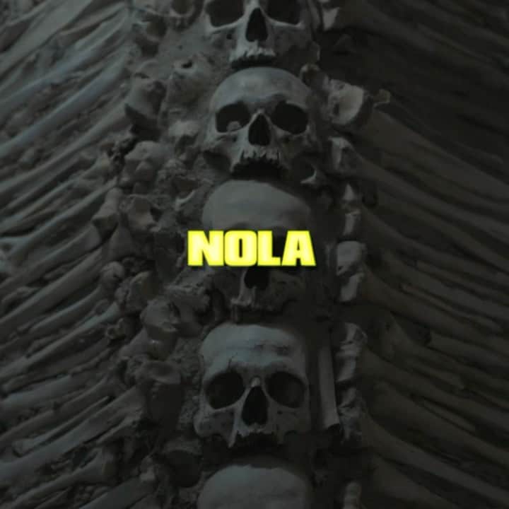 August Alsinaのインスタグラム：「NOLA Music Video out now‼️ link in the bio 💀 #stateofEMERGEncy #TheProduct3」