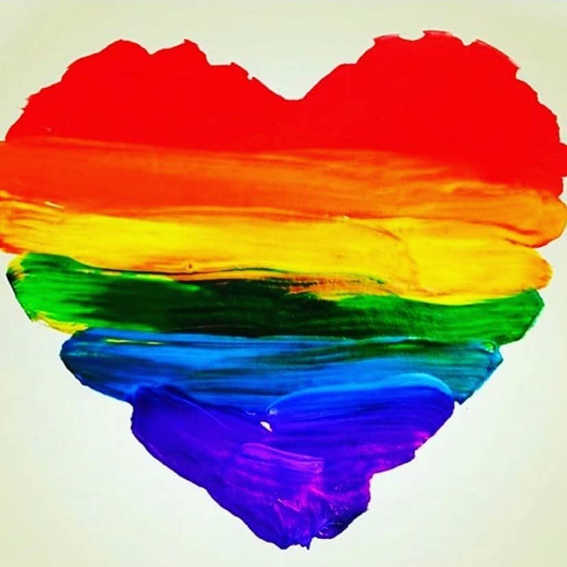 ValGarlandさんのインスタグラム写真 - (ValGarlandInstagram)「HAPPY PRIDE DAY 🌈🌈🌈 Love 🏳️‍🌈 Respect 🏳️‍🌈 Diversity 🏳️‍🌈 Equality 🏳️‍🌈#loveislove . . #happypride #pride #lgbtqia #prideday #globalpride #pride2020 #pridemonth #pridemonth2020 #prideathome #rainbowart #artlover #loveart #sharingart #loveislove🌈 #loveislove🏳️‍🌈 #lovewins #lovewins🌈 #lovewinsalways #loveforever」6月28日 1時08分 - thevalgarland