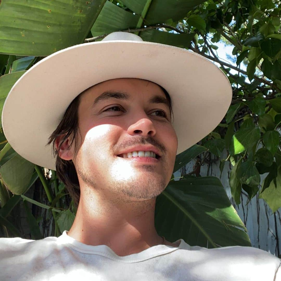 タイラー・ブラックバーンさんのインスタグラム写真 - (タイラー・ブラックバーンInstagram)「🌞」6月28日 1時26分 - tylerjblackburn