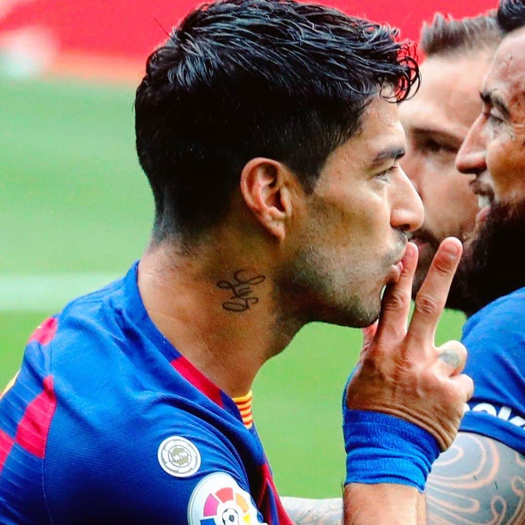 LFPさんのインスタグラム写真 - (LFPInstagram)「@luissuarez9 to the rescue! 🔥 • ¡Luis Suárez al rescate! 🔥 • #Luis #Suarez #Goal #Barça #LaLiga #LaLigaSantander」6月28日 1時32分 - laliga