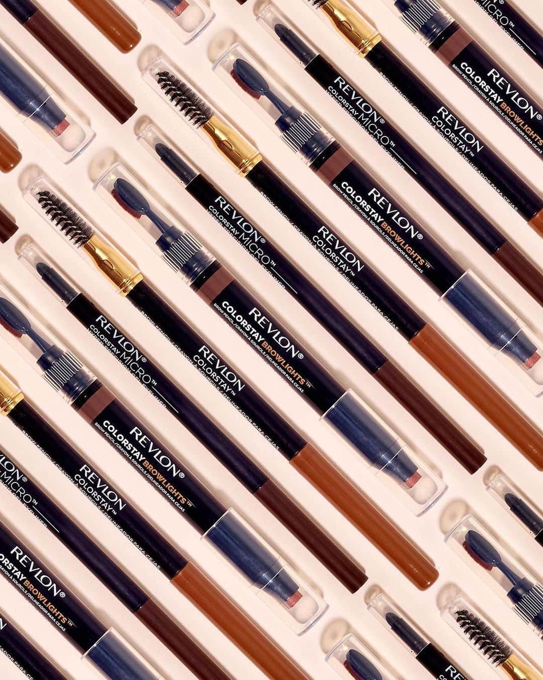 Revlonさんのインスタグラム写真 - (RevlonInstagram)「Which #ColorStay eyebrow product do you have your sights set on? ✏️ Best-selling Brow Pencil angled tip pencil + spoolie brush OR ✏️ New Browlights two-toned pomade pencil + Kabuki brush ------- Also putting in a plug for new #ColorStay Micro Hyper Precision Gel Eyeliner. You’ll love it for its skinnier-than-skinny micro 1.5mm tip that delivers the finest, most detailed lines.」6月28日 2時17分 - revlon