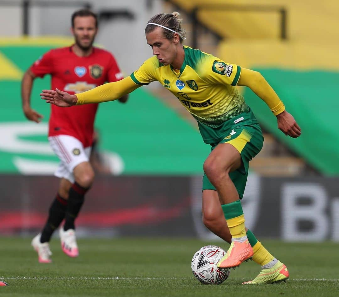 ノリッジ・シティFCさんのインスタグラム写真 - (ノリッジ・シティFCInstagram)「Goalless at the break!」6月28日 2時20分 - norwichcityfc