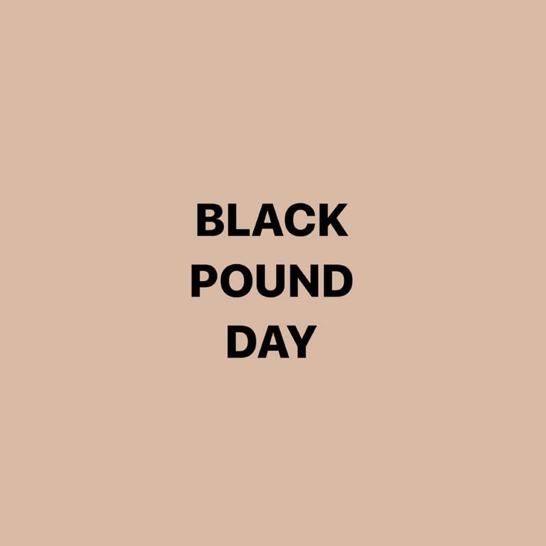 ジェイデ・ピアスのインスタグラム：「Today is black pound day, if you are in the financial position to spend some money today please make the conscious decision to buy from a black owned business/ company. Two posts ago I got a crazy amount of comments with so many amazing black owned businesses so if you want a place to start, there’s thousands there! I also tagged some black owned companies not long ago and they are in my #BLM highlight so please do take a look. Black pound day is important, this isn’t about only shopping black owned forever or boycotting non black owned businesses. This is about awareness FOR ONE DAY, this is about increasing spending for a lot of over looked and under represented black owned businesses. If you’re still confused please do some research because I can’t help the ignorant.」