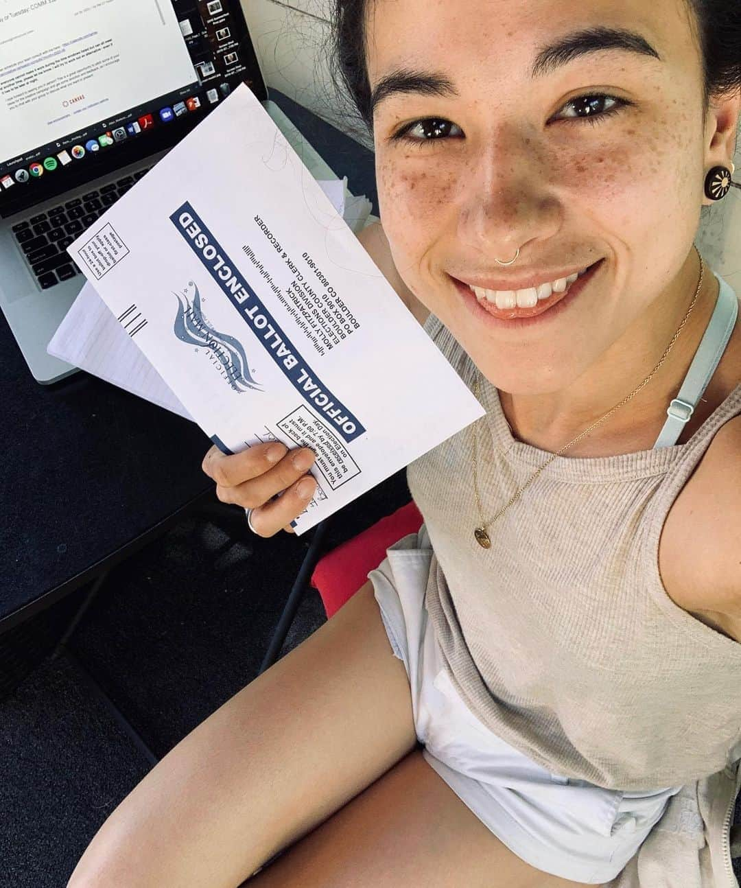 ニーナ・ウィリアムズさんのインスタグラム写真 - (ニーナ・ウィリアムズInstagram)「It’s a beautiful day 🤗 to VOTE! Colorado ballots are due this Tuesday, June 30th ‼️ and I’m supporting progressive candidates who will fight for the rights of their people and our planet. Those who will stand up for the CORE Act🏔, the ACA🏥, and the rights of all LGBTQ+🏳️‍🌈 and BIPOC constituents ✊🏼✊🏽 ✊🏾✊🏿 Our voice and our votes have the power to demand change!! . Thank you @jaredpolis for appointing a Special Prosecutor to investigate the death of Elijah McClain #justiceforElijah Now its time to think about senatorial candidates who’s actions reflect their words. @sencorygardner - what have you done to support Black Americans, aside from making Juneteenth a holiday? What is your plan going forward? I’m working on mine 📑📚 and keeping an eye out for yours 👀 . On that note, THANK YOU 🙏🏻🙏🏻 to everyone to who gave input on my video. I’m excited to address topics of mentorship, representation, communication, #ShareTheMic, and accessibility to resources within the outdoor community. There’s plenty of material to address. Check back tomorrow for some thoughts on language, meaning, and, well... what’s in a name anyways? 😉 #climbingcomm . @thenorthface @organicclimbing @scarpana @gnarlynutrition #votecolorado #COREACT #affordablehealthcare」6月28日 2時51分 - sheneenagins