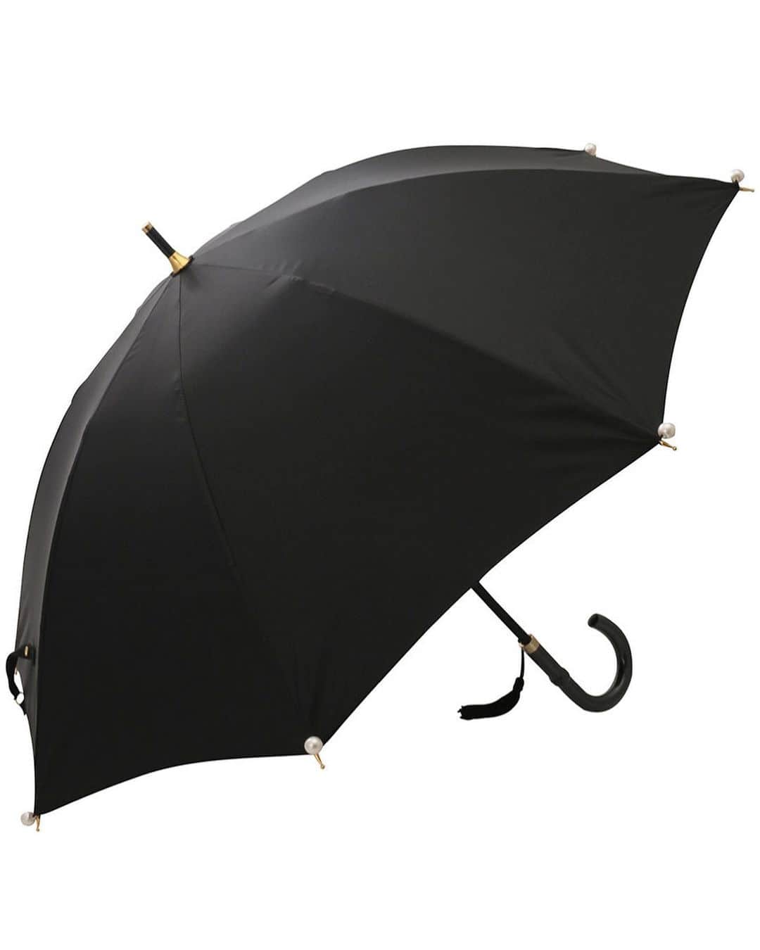 SPARAさんのインスタグラム写真 - (SPARAInstagram)「ミニサイズの晴雨兼用の傘を買いました♡ 長さは伸縮可能で全体的に小さめサイズで軽いから持ち運びも楽です！シンプルなブラックだけどパールとブラックのタッセルが上品で可愛い♡  Kiwandaというブランドのものです♡  #kiwanda#雨傘#日傘#晴雨兼用#傘#elleshop#アンブレラ」6月28日 14時40分 - spara_aco