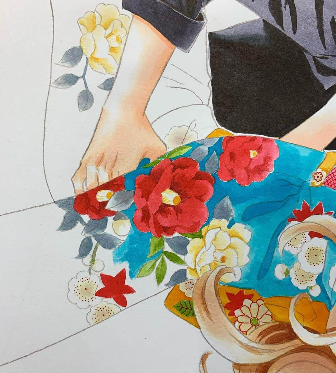 上田倫子さんのインスタグラム写真 - (上田倫子Instagram)「最新作「抱かれた刺と甘い吐息」新サムネイル絵。3枚目は柄を描くところの動画です。Gペンでホワイト入れるガリガリ音がなります。」6月28日 6時43分 - korinntonn