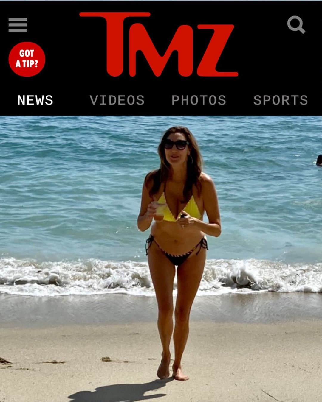 ヘザー・マクドナルドのインスタグラム：「Omg I just wanted one day in a bikini at @surfandsandlaguna in Laguna Beach, California in privacy. Sure enough, Paparazzi finds me and snuck these no make-up pics.  Please respect my privacy. 👉🏻If someone tries to take my picture tonight at @mastrosofficial around 8pm tonight in Newport I will be furious.」