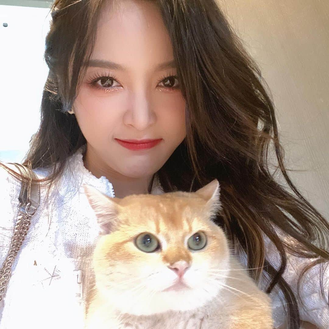 ソニさんのインスタグラム写真 - (ソニInstagram)「안녕👐🏻돌아온당 ~~~<」6月28日 10時00分 - w.xuanyi0126