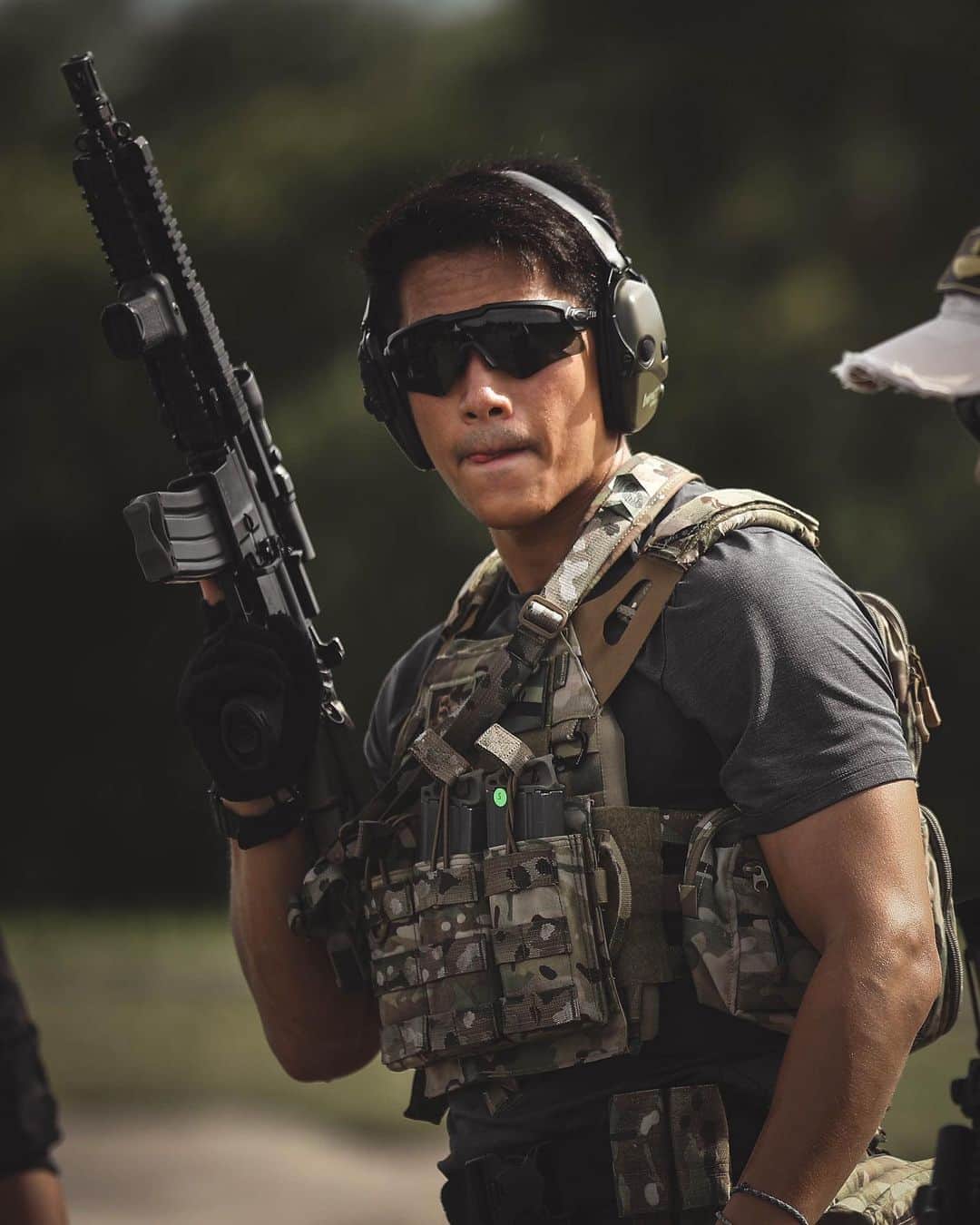 アブドゥル・マティーン王子のインスタグラム：「Fine tuning our vehicle assault drills」