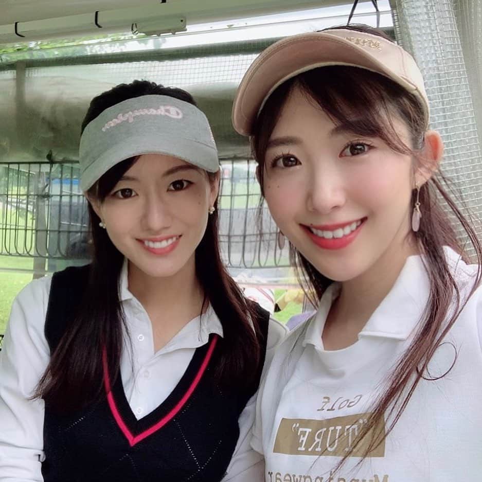 にゃんさんゴルフさんのインスタグラム写真 - (にゃんさんゴルフInstagram)「. . ゆいちゃんとのゴルフ⛳️ 府中カントリークラブ🏌️‍♀️ 紫陽花きれいにたくさん咲いてた🙆‍♀️ . . 絶賛梅雨中だけど 見事に晴れたよ🙆‍♀️ #晴れ女 . . #東京ゴルフ#府中カントリークラブ#GTバーディーズ #ゴルフトゥデイ #梅雨#紫陽花#golf#golfgirl #ladiesgolf #golfhotties #golfbabes #golflife #golfstagram #lovegolf #golfer #ゴルフ #ゴルフ女子 #ゴルフ大好き#instagolf #スポーツ女子 #골프 #모델 #한국  #高尔夫球 #golfswing #vg_fashion」6月28日 10時49分 - miiiii0228
