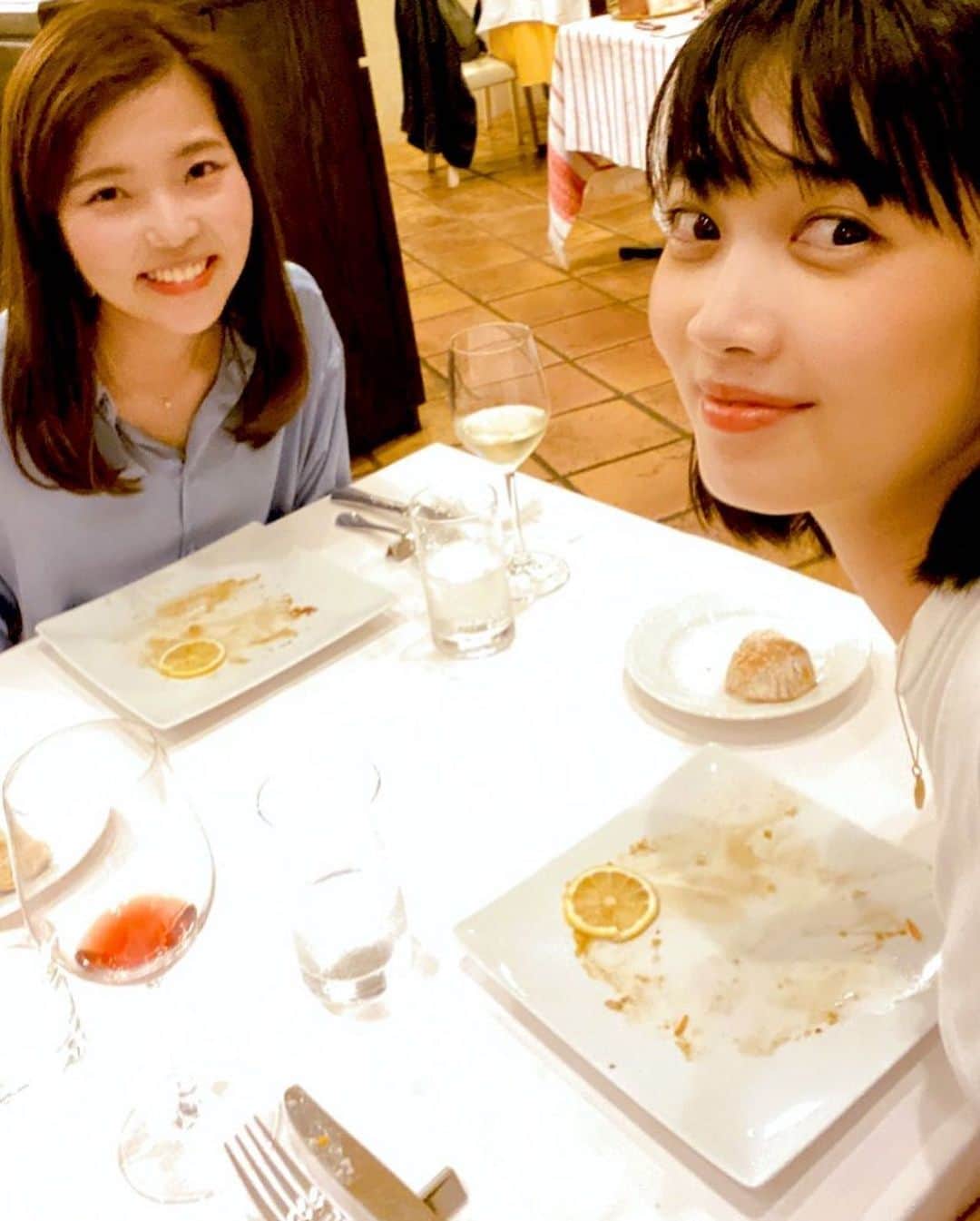 林田岬優さんのインスタグラム写真 - (林田岬優Instagram)「久々の外食うれしすぎて。 友との食事は最高です。 まだまだ油断は禁物ですが、こういう時間を少しずつでも楽しめるといいね。」6月28日 11時37分 - miyu_hayashida