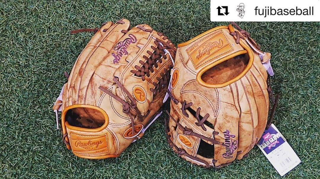 Rawlings Japanさんのインスタグラム写真 - (Rawlings JapanInstagram)「#Repost @fujibaseball with @get_repost ・・・ 【ローリングス🗽限定モデル】﻿ ﻿ RGGCショップ限定✴️﻿ 軟式グラブ﻿ ✴️ウィンテージモデル﻿ ﻿ USトラディショナルレザーの重厚感‼️﻿ レザーパッチロゴが💯﻿ ﻿ 当店にも入荷してます🤗﻿ このカッコ良さ❕❕﻿ ぜひ～手に取ってみて下さい✨！！﻿ ﻿ ﻿ ﻿ #ローリングス﻿ #rawlings﻿ #RGGC﻿ #富士ベースボール﻿ #富士べ﻿ #野球﻿ #野球専門店﻿﻿ #少年野球﻿ #中学野球﻿ #高校野球﻿ #大学野球﻿﻿ #社会人野球#プロ野球#草野球#ソフトボール﻿﻿ #リトルリーグ#シニアリーグ#女子野球﻿ #東京#東京都#品川#品川区#中延﻿﻿ #fujibaseball#baseball﻿ @rawlings_japan_llc」6月28日 11時54分 - rawlings_japan_llc