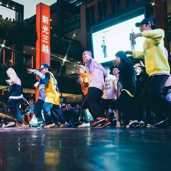 野中泰輔のインスタグラム：「STYLE VALE-TUDO🔥  #bboytaisuke #redbull #g_shock  #makavelic #ozracing #puma #SVT #thefloorriorz #ftheb」