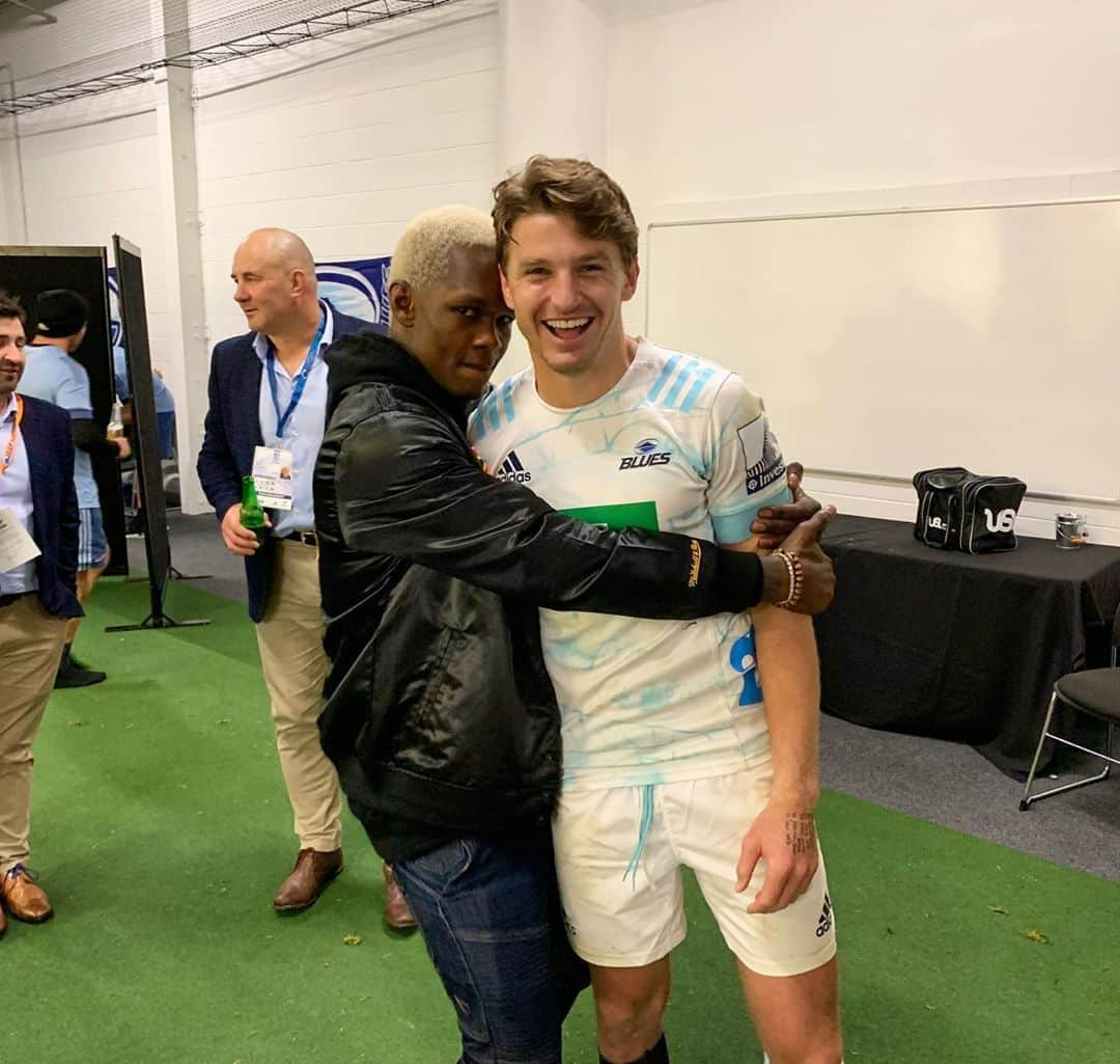 ボーデン・バリットさんのインスタグラム写真 - (ボーデン・バリットInstagram)「@stylebender providing some post match banter 🤣」6月28日 12時54分 - beaudenbarrett