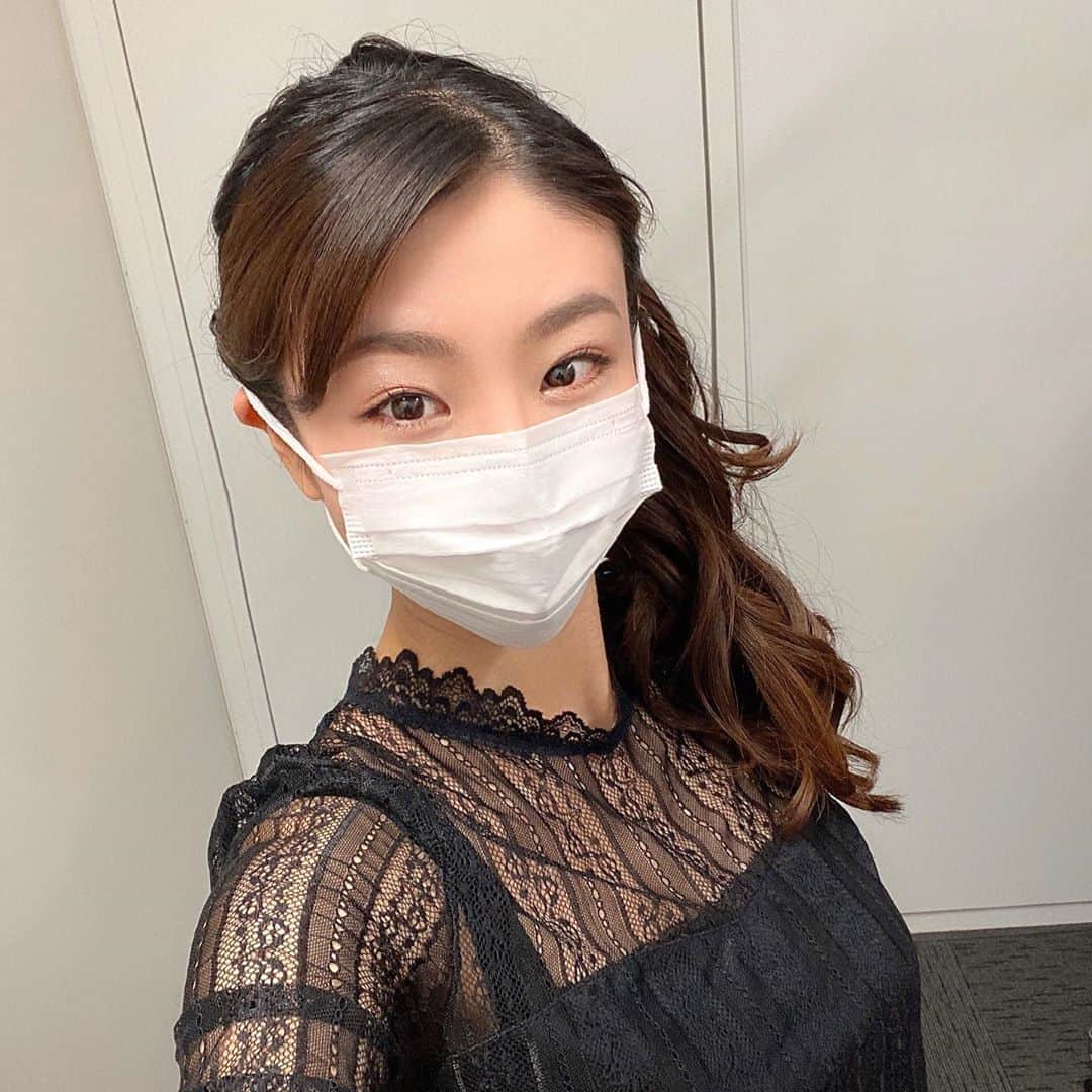 石岡麻奈美さんのインスタグラム写真 - (石岡麻奈美Instagram)「本日もGSTVご覧いただきましてありがとうございました🐰🧡 そろそろ涼しくておしゃれなマスクつけたいです〜😂 #gstv #ご覧いただきありがとうございます #マスク #生放送 #mc #フリーアナウンサー #石岡麻奈美 #announcer」6月4日 21時29分 - manami_ishioka