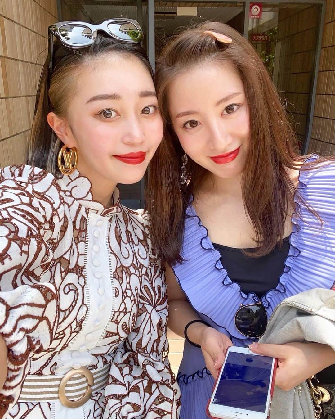 のインスタグラム：「久しぶりにゆっくり会えたね❤️ 新作の企画ミーティングでした🌿 #bff#fashion #slumberofficial」