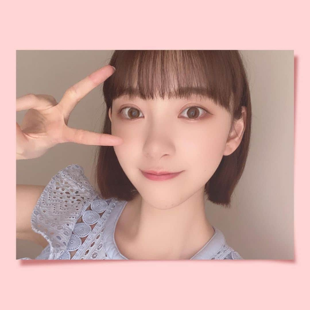 堀未央奈さんのインスタグラム写真 - (堀未央奈Instagram)「✊🏻✌🏻🖐🏻 ぐーちょきぱー！ （╹◡╹）ﾆｺ  #写真集の感想見てます #ありがとうございます #いつかの待ち合わせ場所 #乃木坂46 #堀未央奈」6月4日 22時33分 - horimiona_official