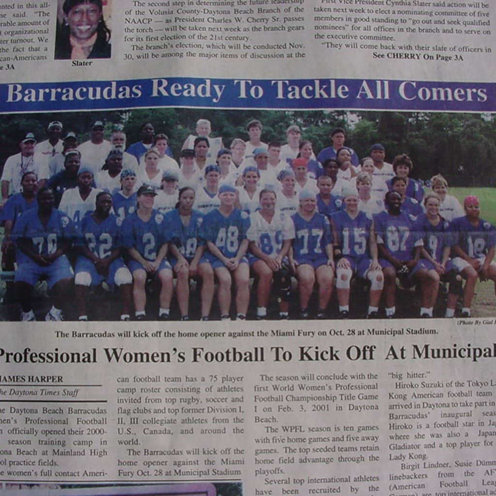 鈴木弘子のインスタグラム：「#2000 #daytonabeach #barracudas #womens #football #1styear #wpfl」