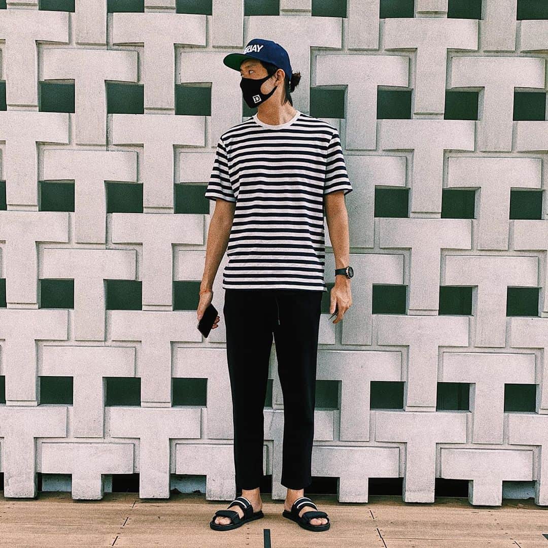柴田翔平のインスタグラム：「🦓コーデ⚫️⚪️ #ボーダー」