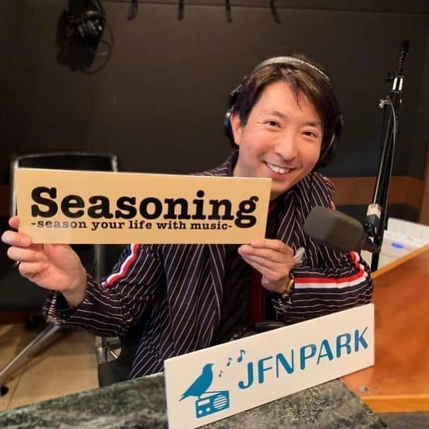 有村昆さんのインスタグラム写真 - (有村昆Instagram)「‪#JFN #seasoning‬ ‪レギュラー聞いていただけましたか？‬ ‪全国21局ネットで、おすすめ映画紹介🎬‬ ‪#市川美絵‬ ‪今回は　#スティーブ・ジョブズ‬ ‪を紹介しました！‬」6月4日 15時58分 - kon_arimura