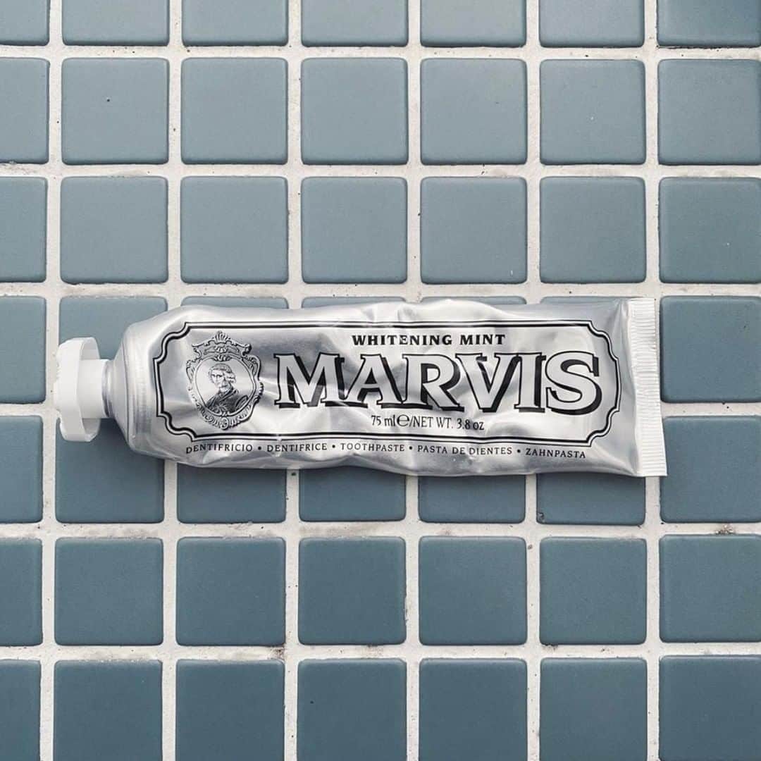 Marvis par AEGIS-Pharmaさんのインスタグラム写真 - (Marvis par AEGIS-PharmaInstagram)「Il est temps de changer de dentifrice ! Pour quel Marvis allez-vous opter cette fois-ci ? . . @marvis_usa #marvis #dentifrice #toothpaste #luxe #illustration #creation #creativite #artwork #inspiration #artiste #design #aegis #dentifrice #pharmacie #aegispharma #aegisapothecary #distributeur #produitsdexception #exception」6月4日 16時02分 - marvis.france