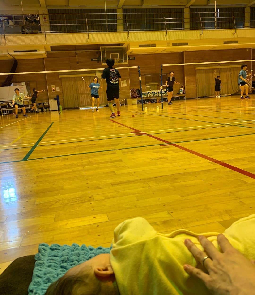 前田美順さんのインスタグラム写真 - (前田美順Instagram)「. 久しぶりにみんなに会えました。 嬉しかったな〜 . また一緒に頑張りましょう。 . . #分かる人には分かる体育館 #元気 #あなたたちらしく . #yonex」6月4日 17時22分 - miyukimaeda_badminton