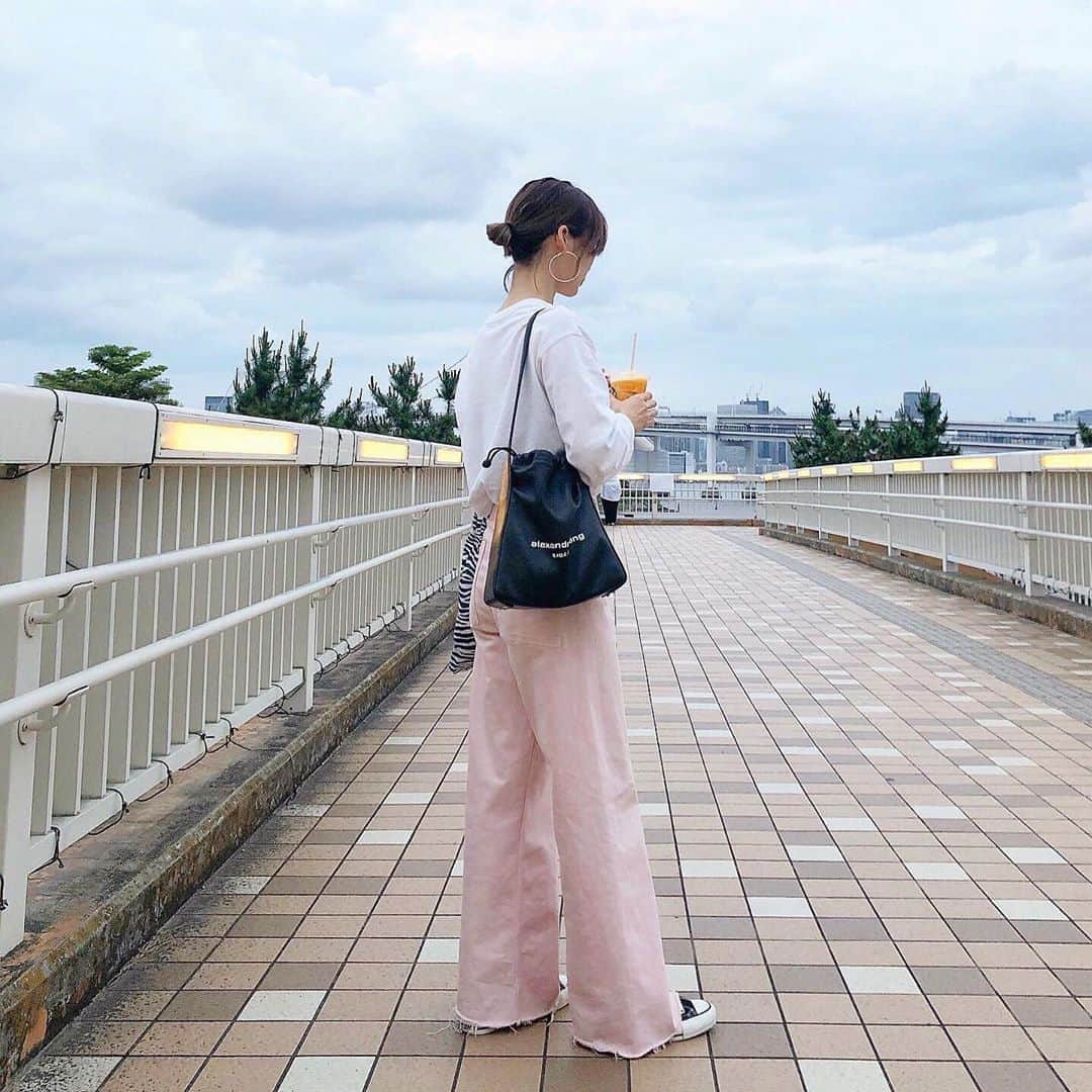 朝日奈央さんのインスタグラム写真 - (朝日奈央Instagram)「#あさひ私服　☁️💞 ・ ・ #cordinate#コーデ#コーディネート #fashion#ファッション#私服#私服コーデ」6月4日 22時47分 - pop_step_asahi