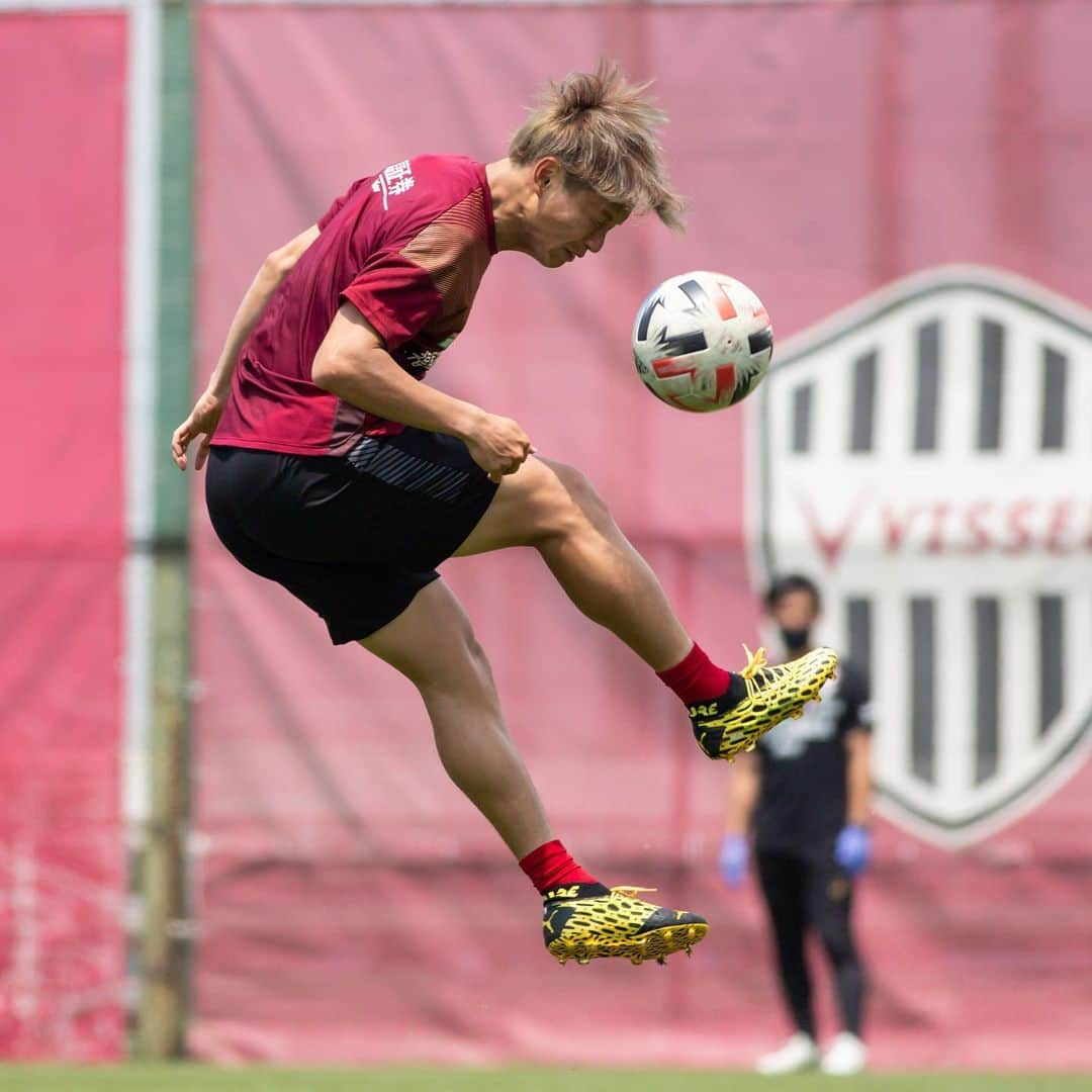 ヴィッセル神戸さんのインスタグラム写真 - (ヴィッセル神戸Instagram)「常に全力で！💯 Always give it everything! 💯 .  #vissel #visselkobe #ヴィッセル #ヴィッセル神戸 #Kobe #神戸 #WeAreKobe #KobeForeverForward #一致団結 #JLeague #Jリーグ」6月4日 17時56分 - visselkobe