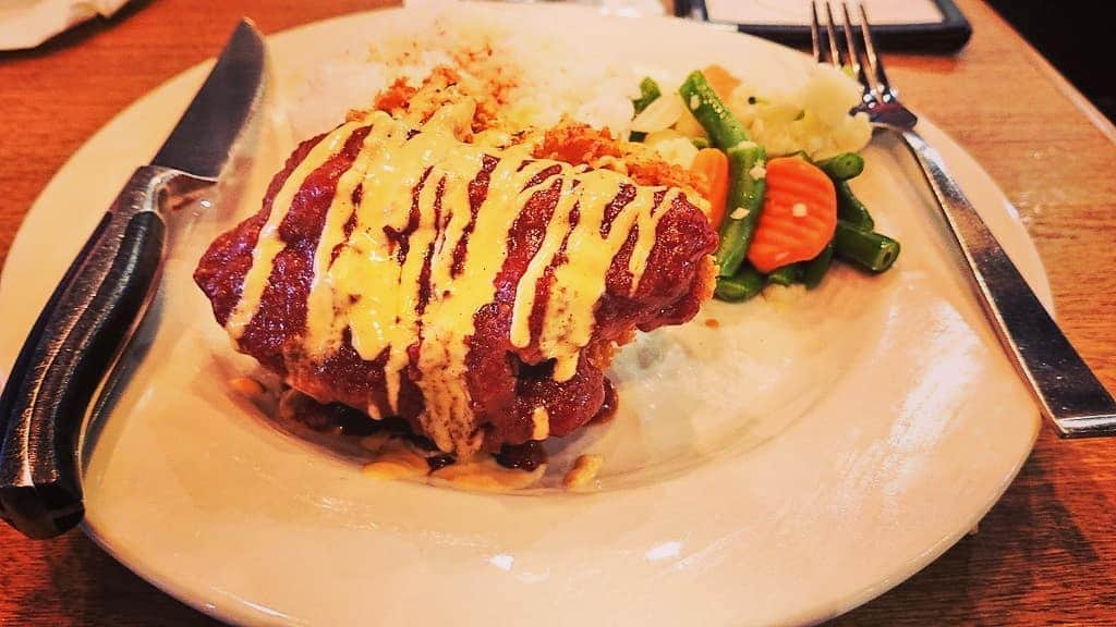 河上隆一のインスタグラム：「久しぶりのランチ！  love you TGI♪  #bjw #TGIFRIDAYS」