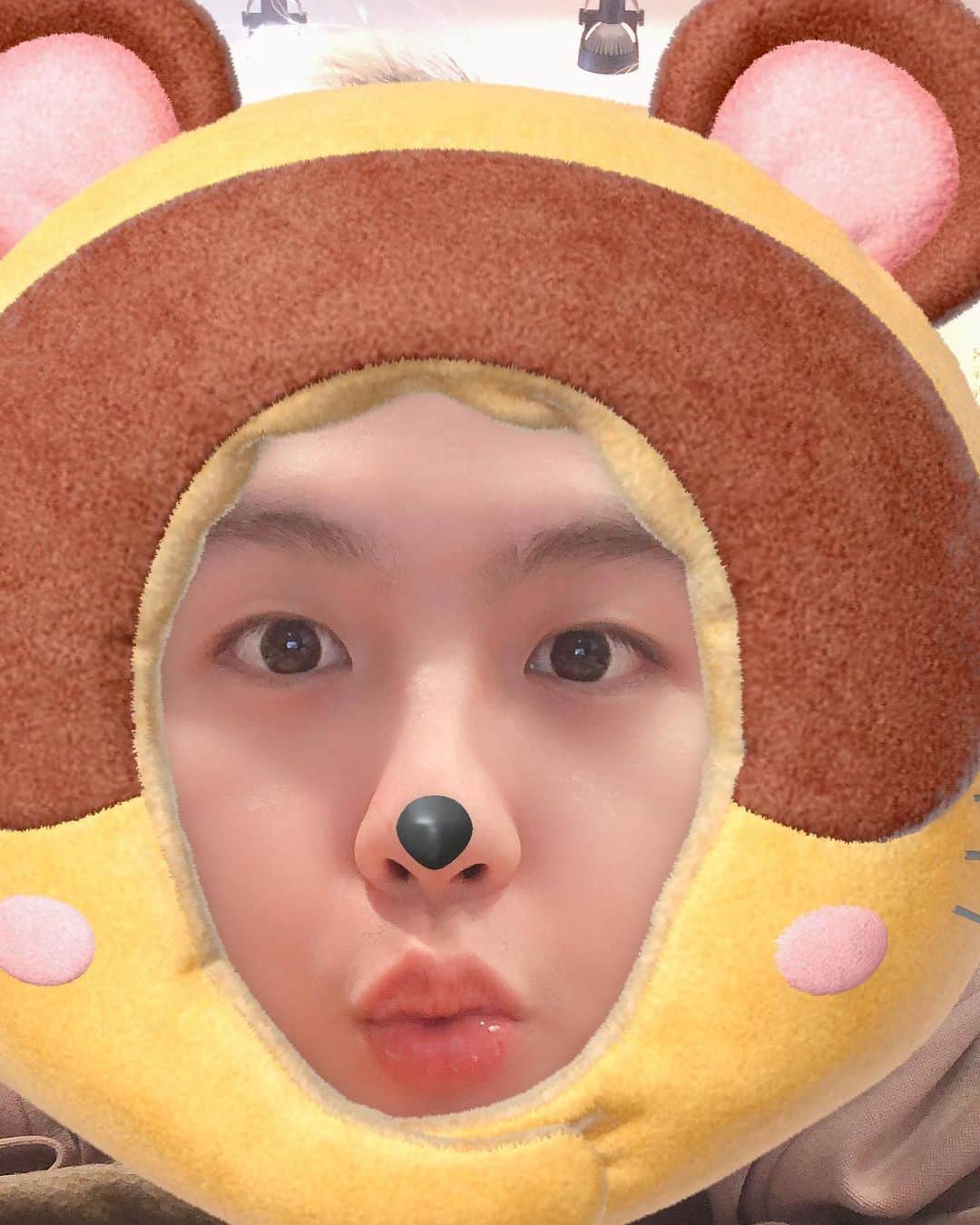 インジュン のインスタグラム：「可愛やろ~~? 귀여워죽겠지~~? . . . #셀카#셀피#곰돌이#인준 #selfie#daily#injun#l4l #インジュン#くま#可愛い #自分でゆっちゃってる」