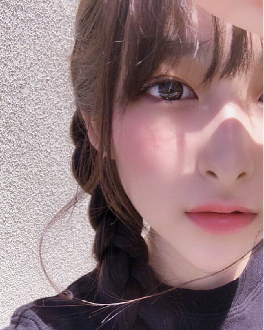 牧内莉亜さんのインスタグラム写真 - (牧内莉亜Instagram)「☀️ #暑いね」6月4日 19時51分 - ria_makiuchi_official