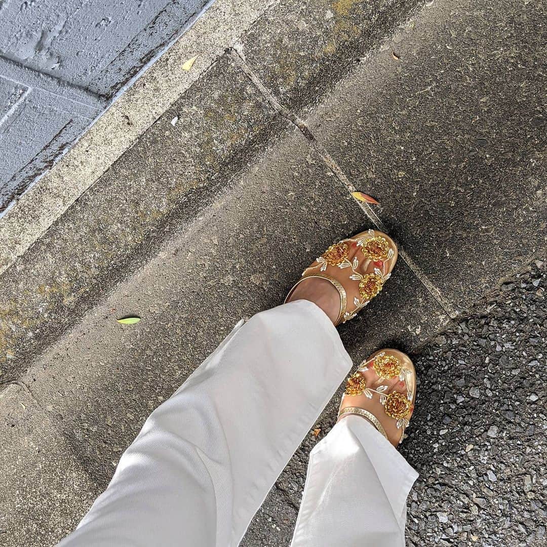 夏希リラさんのインスタグラム写真 - (夏希リラInstagram)「可愛いぺったんこ靴🐨」6月4日 19時55分 - rira_buu