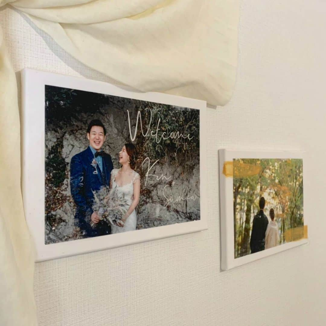 ARCH DAYS Weddingsさんのインスタグラム写真 - (ARCH DAYS WeddingsInstagram)「キャンバスボードと前撮り写真で簡単にできる！ウェルカムボードの作り方をご紹介🕊✨﻿ ﻿ ﻿ -----﻿ ﻿ ﻿ ▽このCOLUMNを見るにはストーリーズをチェック﻿ ﻿ ﻿ -----﻿ ﻿ ﻿ ▽ARCH DAYSトップページはこちらから☑️﻿ @archdays_weddings﻿ プロフィールのリンクから👰🏻﻿ ﻿ ▽バースデー・ベビーシャワーなどの情報を見るなら💁🎉﻿ @archdays﻿ ﻿ ﻿ -----﻿ ﻿ ﻿ ARCH DAYSに会員機能ができました💁‍♀️﻿ ﻿ 気になる記事や写真をクリップして、もっと便利に！自分だけのページを作れます📎﻿ ﻿ また、会員登録をしてマイページからパートナーを招待すれば、2人でイメージを共有可能に♩﻿ ﻿ ﻿ -----﻿ #archdays #archdays_wedding #アーチデイズ #アーチデイズウェディング #archdays花嫁 #ウェルカムボード #ウェルカムボード手作り #ウェルカムボードdiy #結婚式手作り #結婚式diy #花嫁手作り #花嫁diy #プレ花嫁手作り #プレ花嫁diy #花婿diy #ウェディング手作り #ウェディングdiy #ウエディングdiy  #ウェルカムスペース #ウェルカムスペース装飾 #ウェルカムスペース手作り #ウェルカムスペースアイテム #ウェルカムスペースdiy #ウェルカムスペースイメージ #ウェルカムスペース準備 #ウェルカムスペースグッズ #プレ花嫁 #卒花嫁 #おうち時間を楽しむ #おうち時間をもっと楽しく﻿ -----﻿ https://archdays.com/column/2020/06/04/58616﻿ -----」6月4日 20時27分 - archdays_weddings