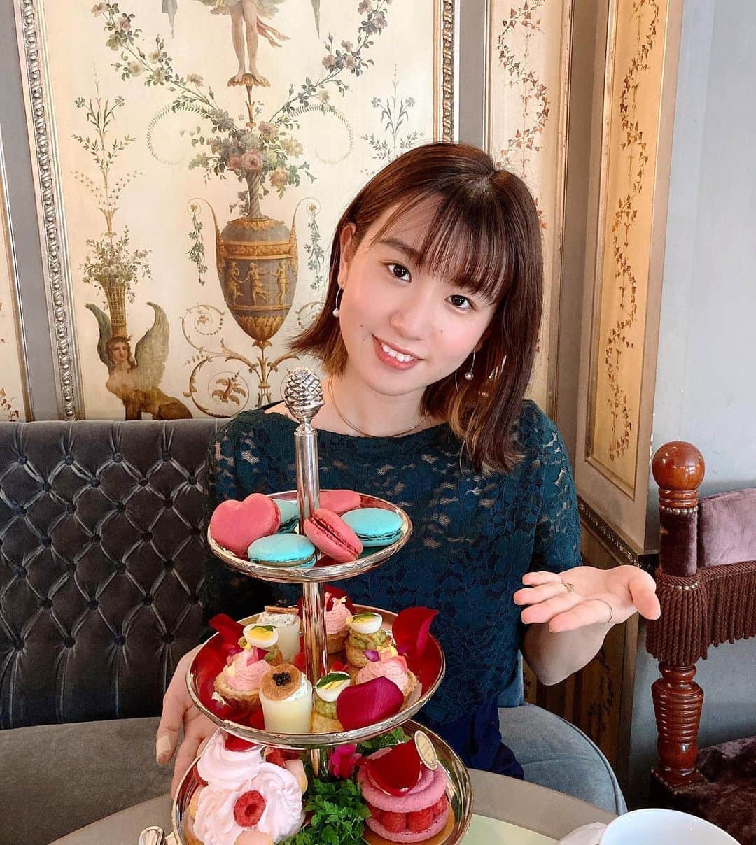 荒木悠衣のインスタグラム：「- 砂糖とは一生友達でいようと思う。」