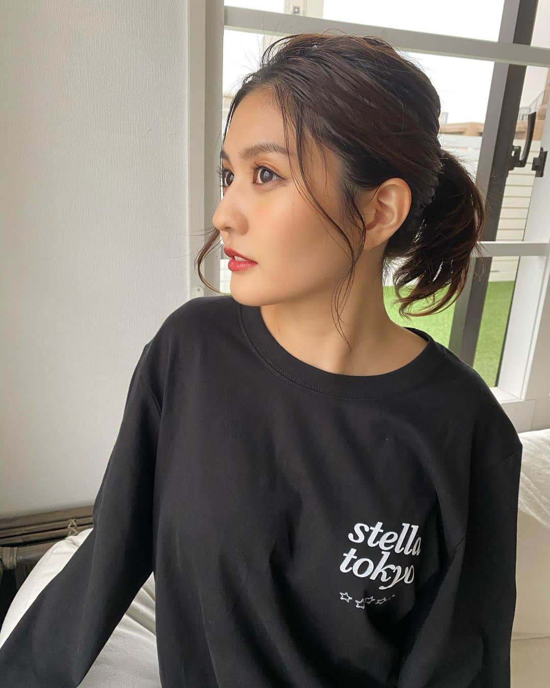 林ゆめさんのインスタグラム写真 - (林ゆめInstagram)「stella tokyoさんのお洋服を着て﻿ 撮影をしていただきました☺️﻿ ﻿ 1枚目のワンピはウエスト部分がリボンになってて後ろもかわいいの！﻿ 他の服も形とかひとつひとつ﻿ 可愛いのばっかりだった🥺﻿ ﻿ stella tokyoさんのInstagramやHPにも﻿ たくさん載せていただいているので﻿ チェックしてみてください🙋‍♀️❤️﻿ ﻿ #stella_tokyo」6月4日 20時51分 - ___yuume.18